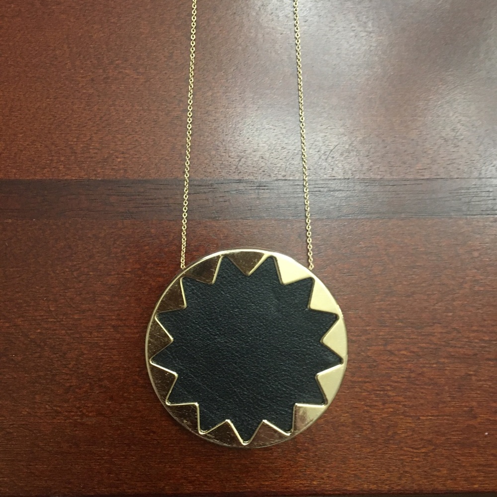 House of Harlow Sunburst Necklace